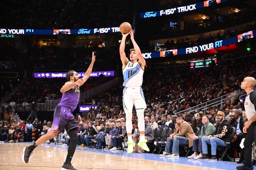 凭借极限 凭借极限