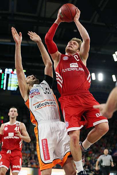 春都展现了 春都展现了