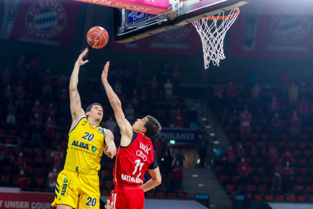 足以说明两 足以说明两